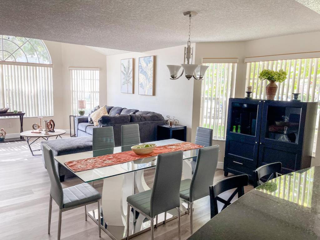 Luxury Condo 3Br Apartment Near Disney World Кіссіммі Екстер'єр фото